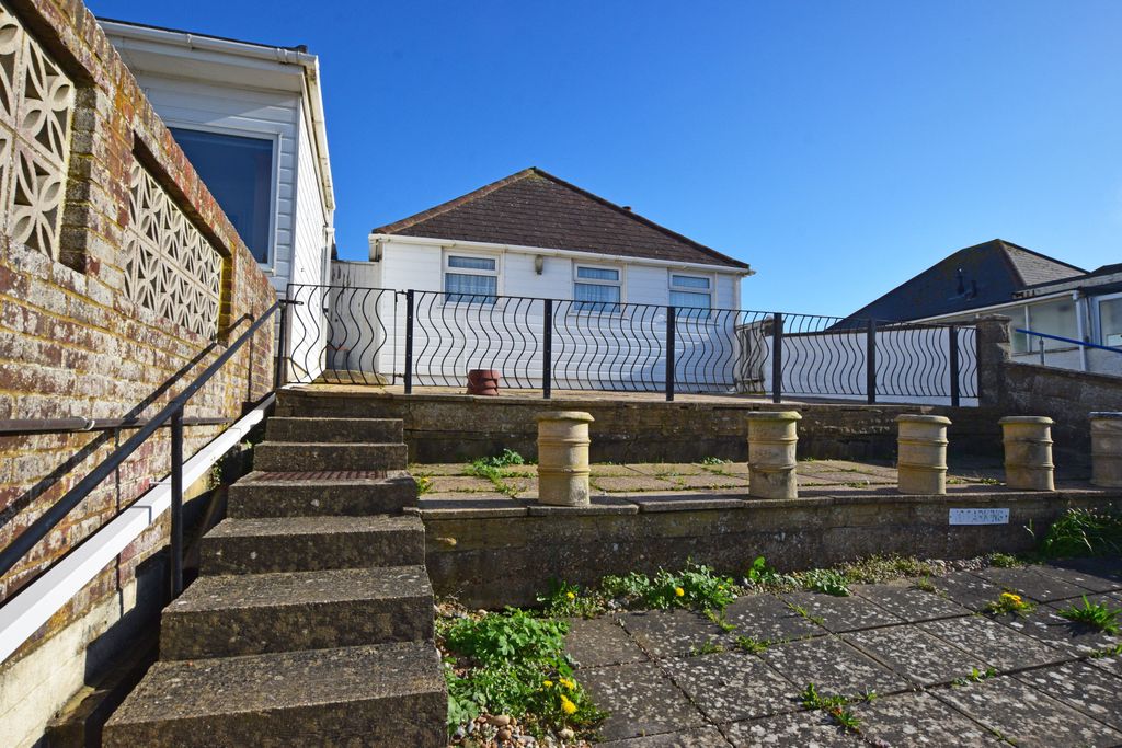 Property photo 1 of 21 Front Elevation