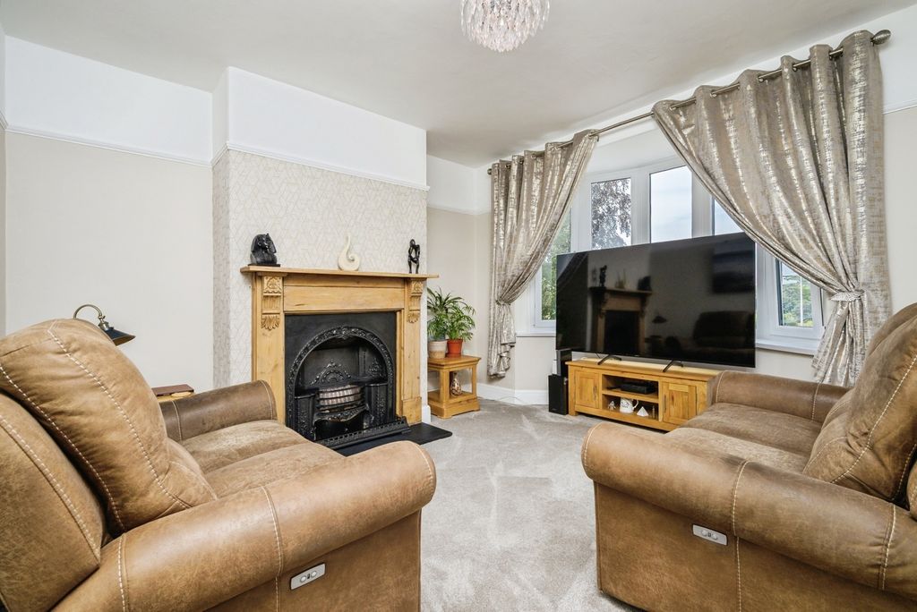 Property photo 3 of 20 Pbox-Img.Jpg