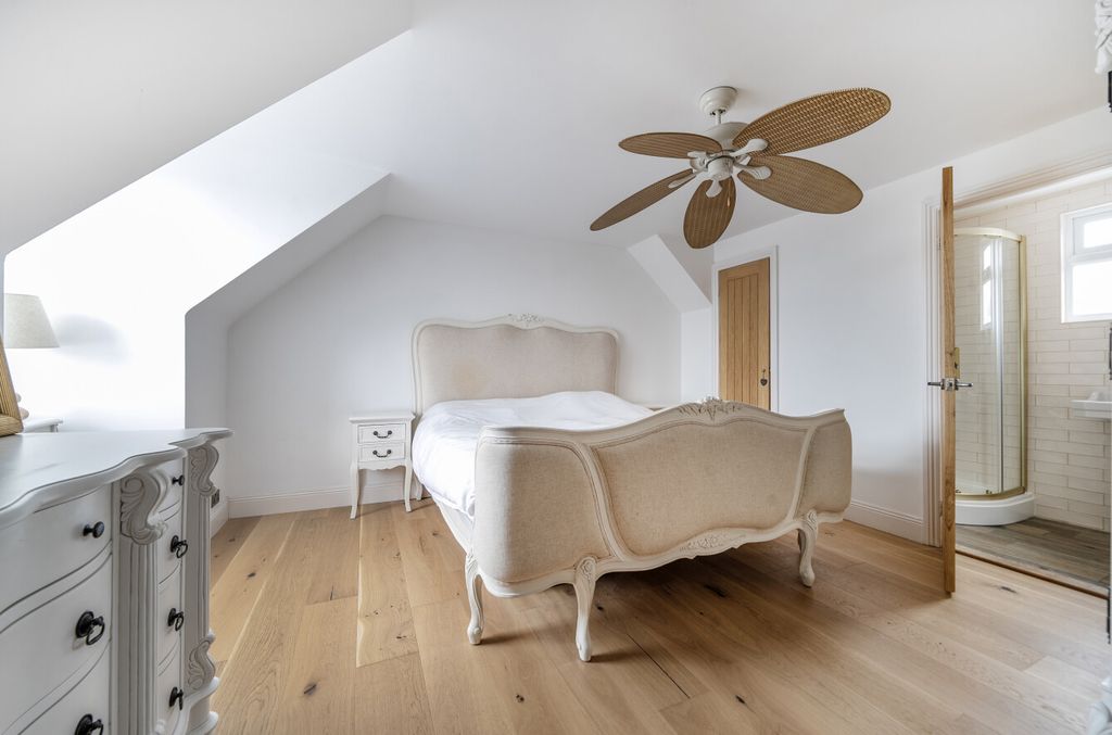 Property photo 1 of 22 1415900-28-69A1Ab...