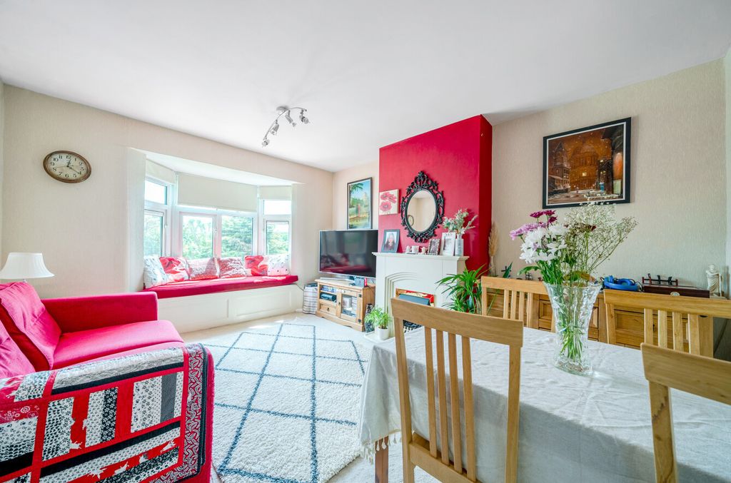Property photo 2 of 17 1302207-46-6839B0...
