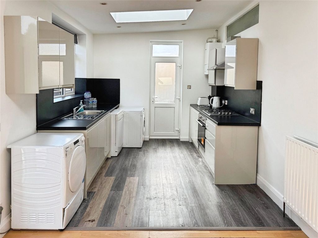 Property photo 3 of 13 Kitchen