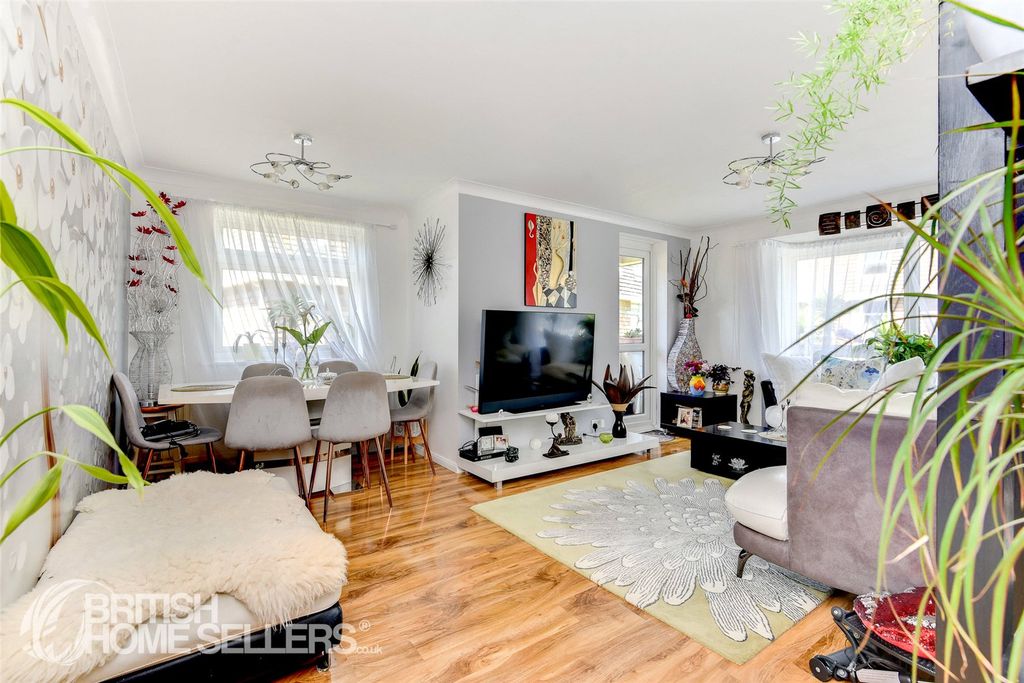 Property photo 2 of 24 Picture No. 07