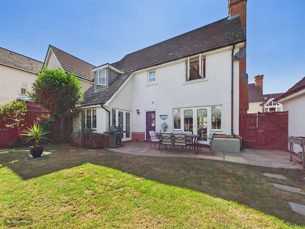 Property photo 2 of 26