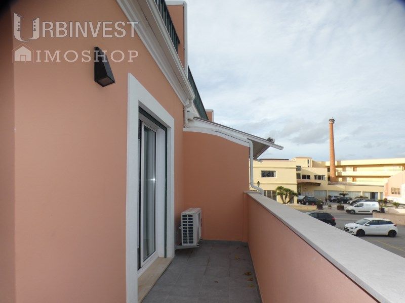 Property photo 1 of 60