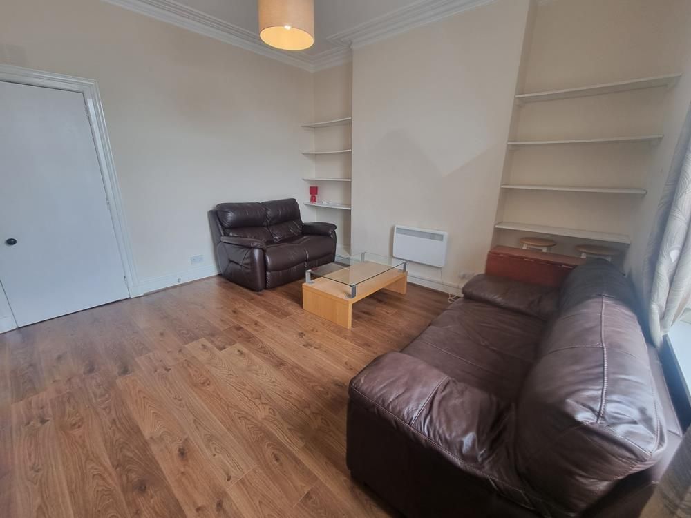 Property photo 2 of 5 Lounge