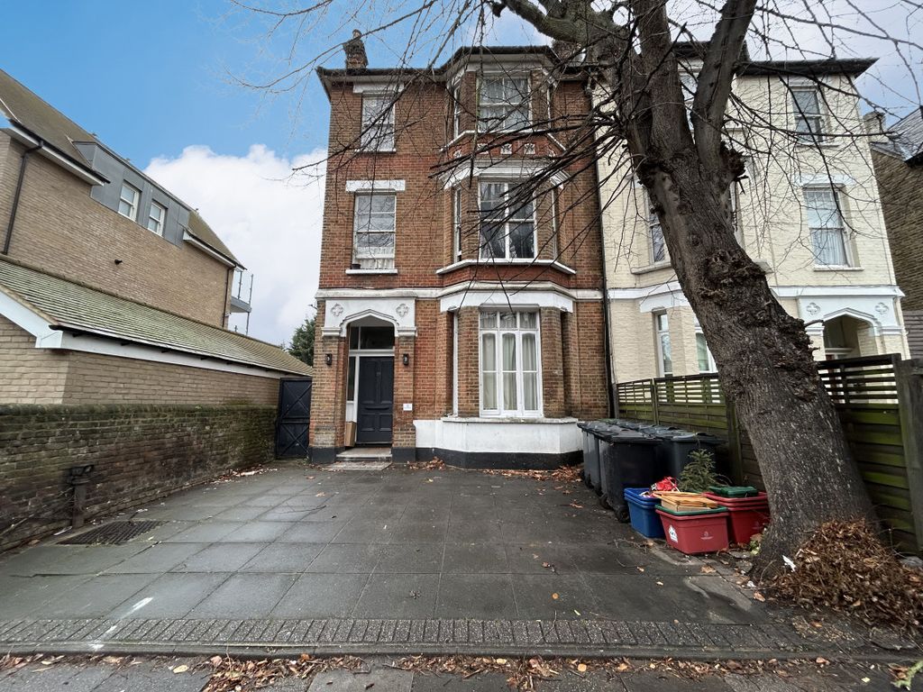 Property photo 1 of 11 581441B4-Ecb4-11F0-A2Bc-0242Ac110002-1140.Jpg