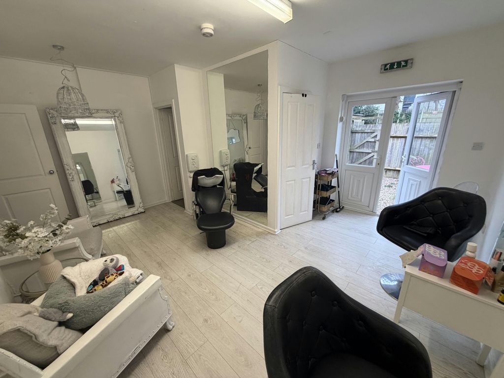 Property photo 2 of 7 Photo 26-02-2026, 10 02 14.Jpg