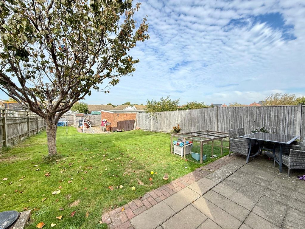 Property photo 3 of 13 Picture No. 05