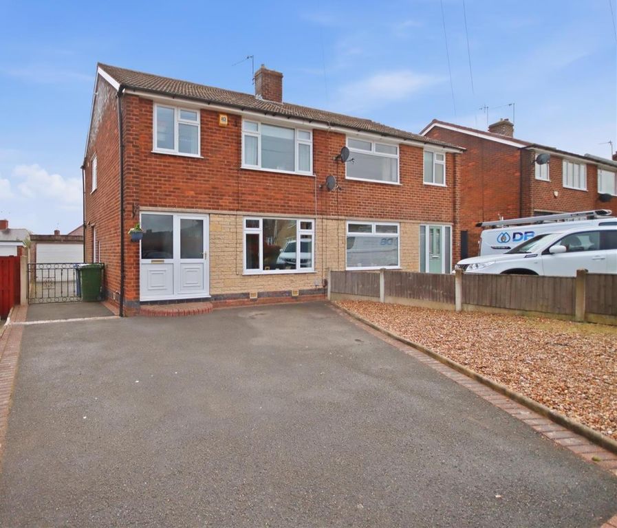 Property photo 1 of 18 Front