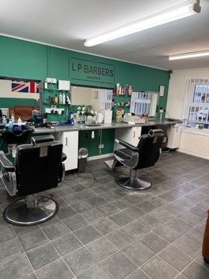 Property photo 3 of 8 Photo 6