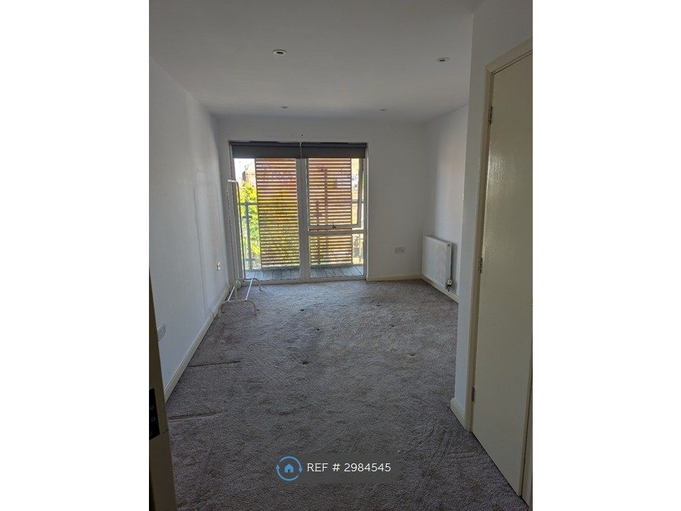 Property photo 2 of 7 Bedroom 1