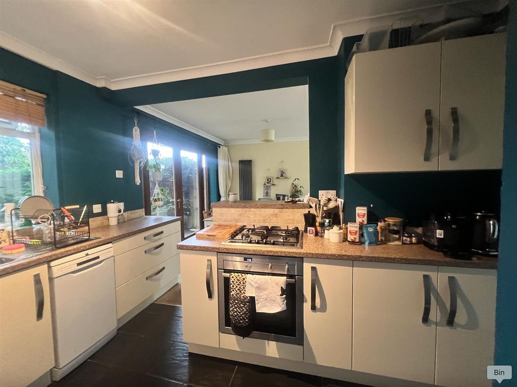 Property photo 3 of 12 Image 13-09-2025 At 10.30 (2).Jpg