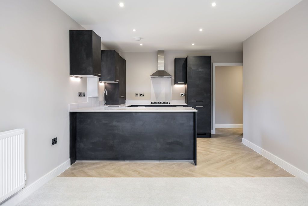 Property photo 2 of 11 Gallery