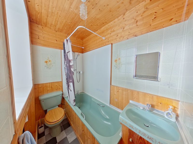 Property photo 2 of 11 Photo 2