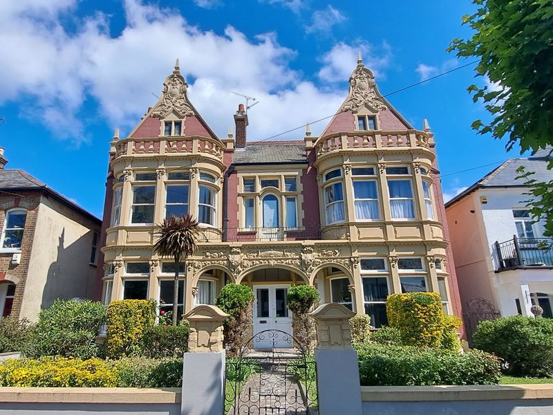 Property photo 1 of 5 Frontshot