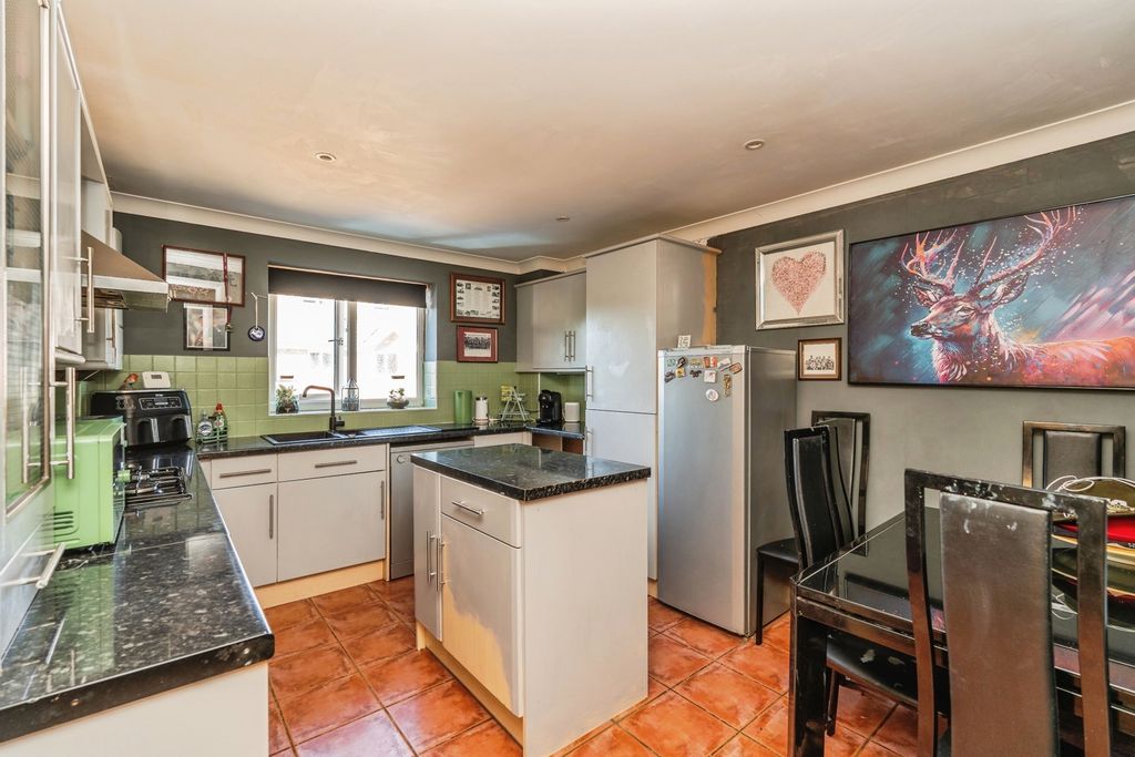 Property photo 1 of 13 Pbox-Img.Jpg