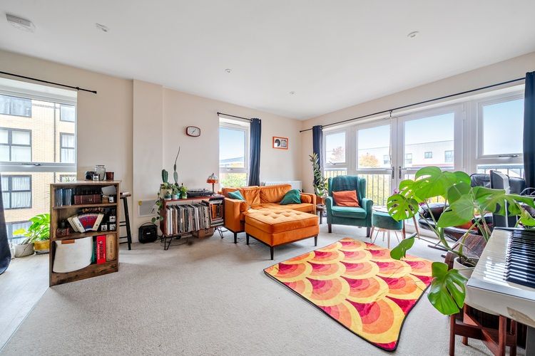 Property photo 2 of 14