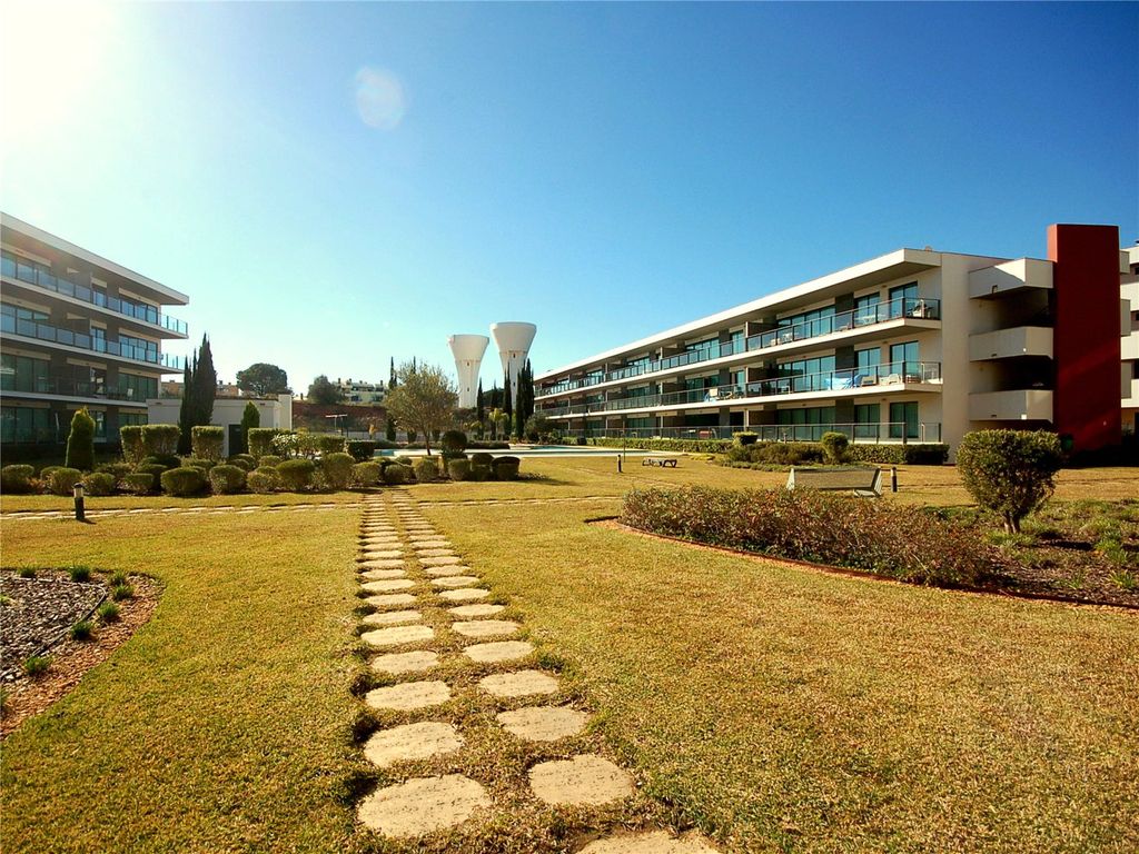 Property photo 2 of 15 Picture No. 01