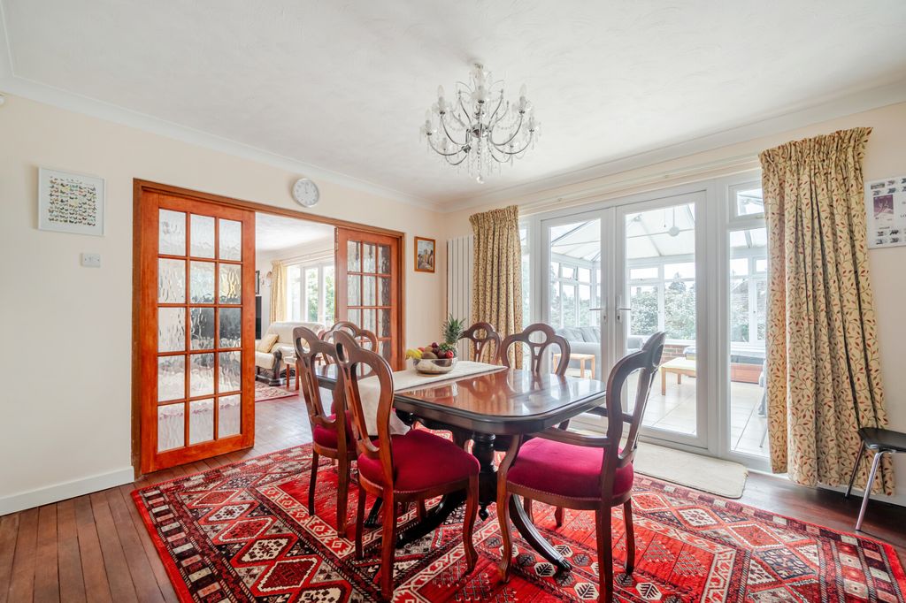 Additional image 7 of 4 bed detached house for saleShepherds Way, Liphook GU30