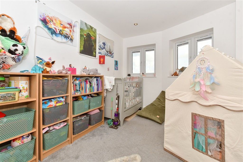 Property photo 3 of 7 Bedroom 2