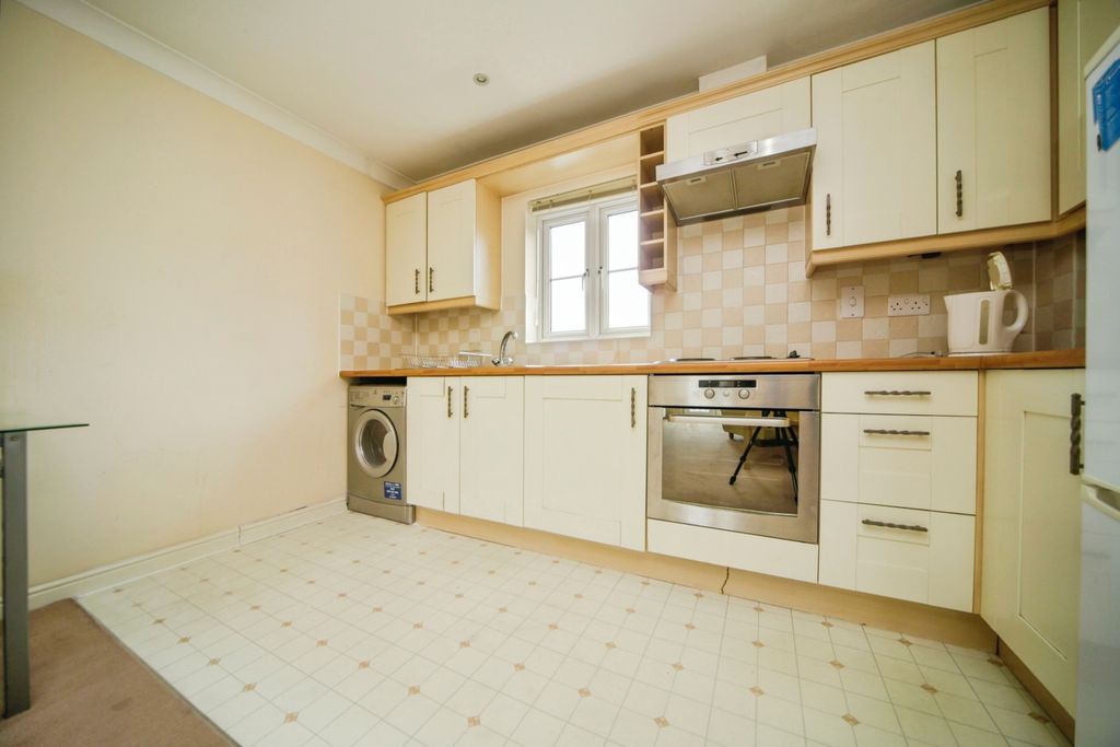 Property photo 1 of 16 Pbox-Img.Jpg