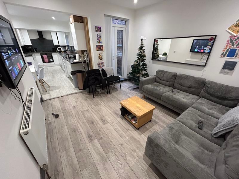 Property photo 1 of 9 Photo 1