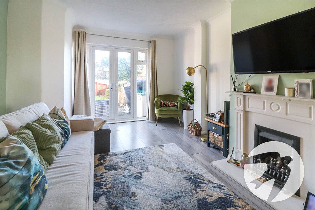 Property photo 2 of 17 Picture No. 42