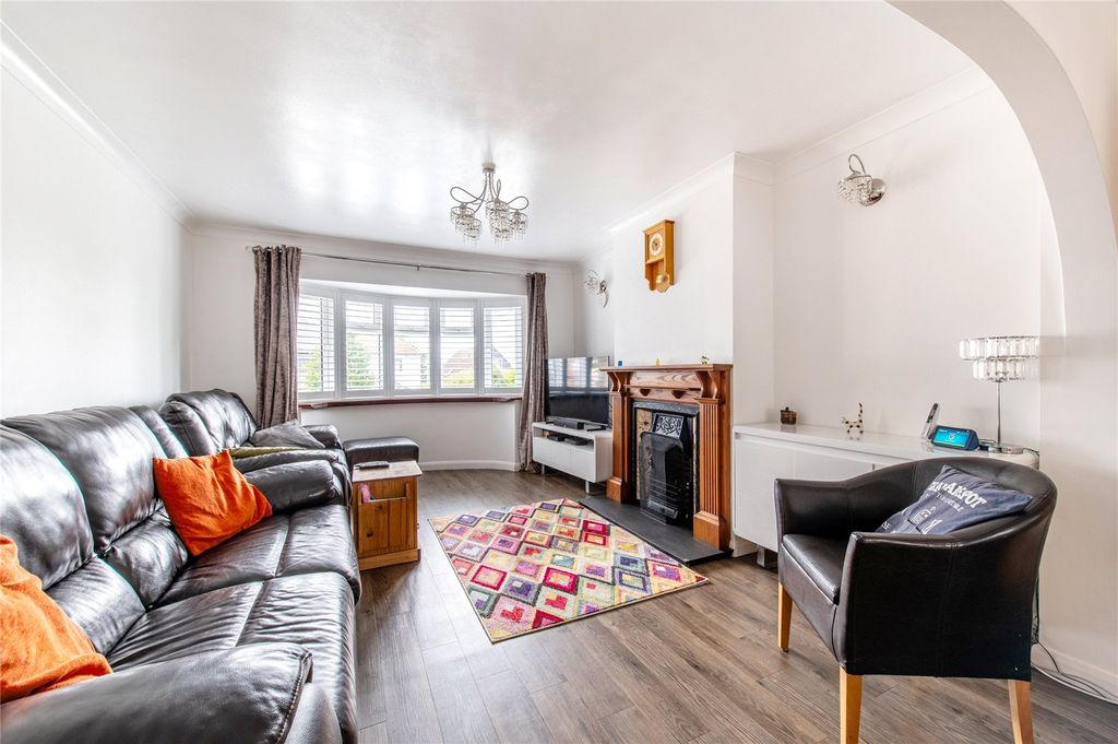 Property photo 2 of 24 Picture No. 23