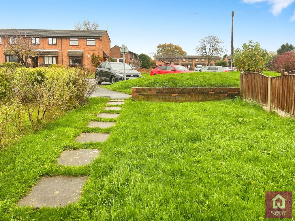 Property photo 2 of 10 Picture No. 12