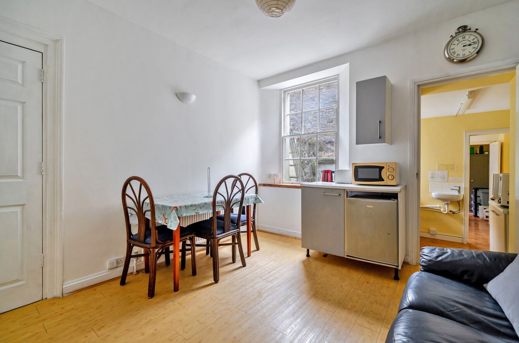 Property photo 3 of 17 1476953-8-6A2c13c...