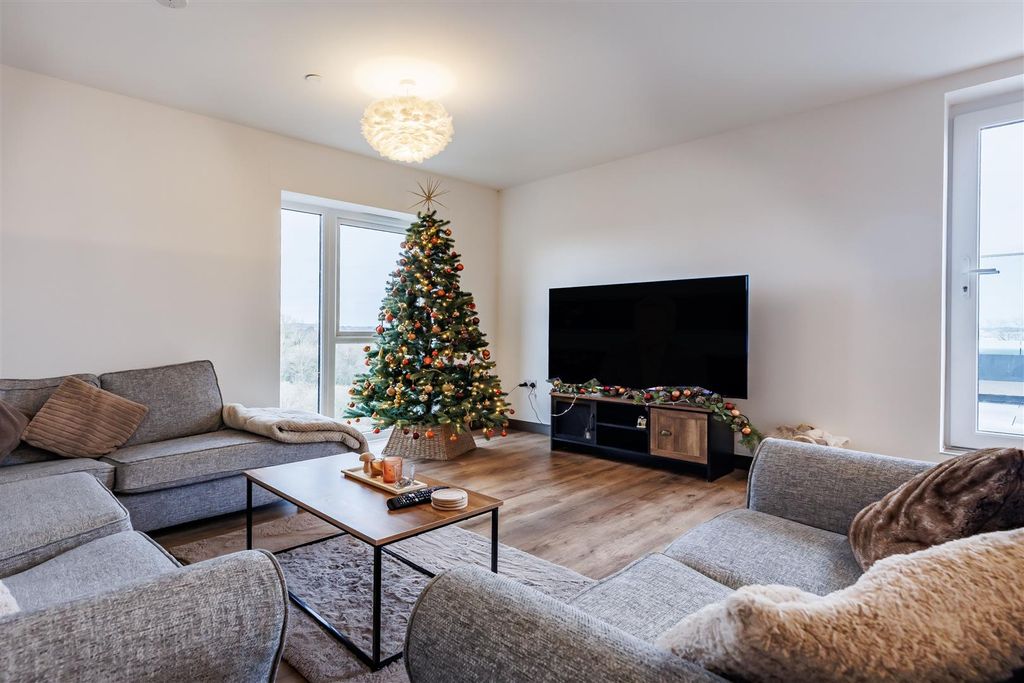 Additional image 4 of 2 bed flat for saleGodfrey House, Edinburgh Gate, Harlow CM20