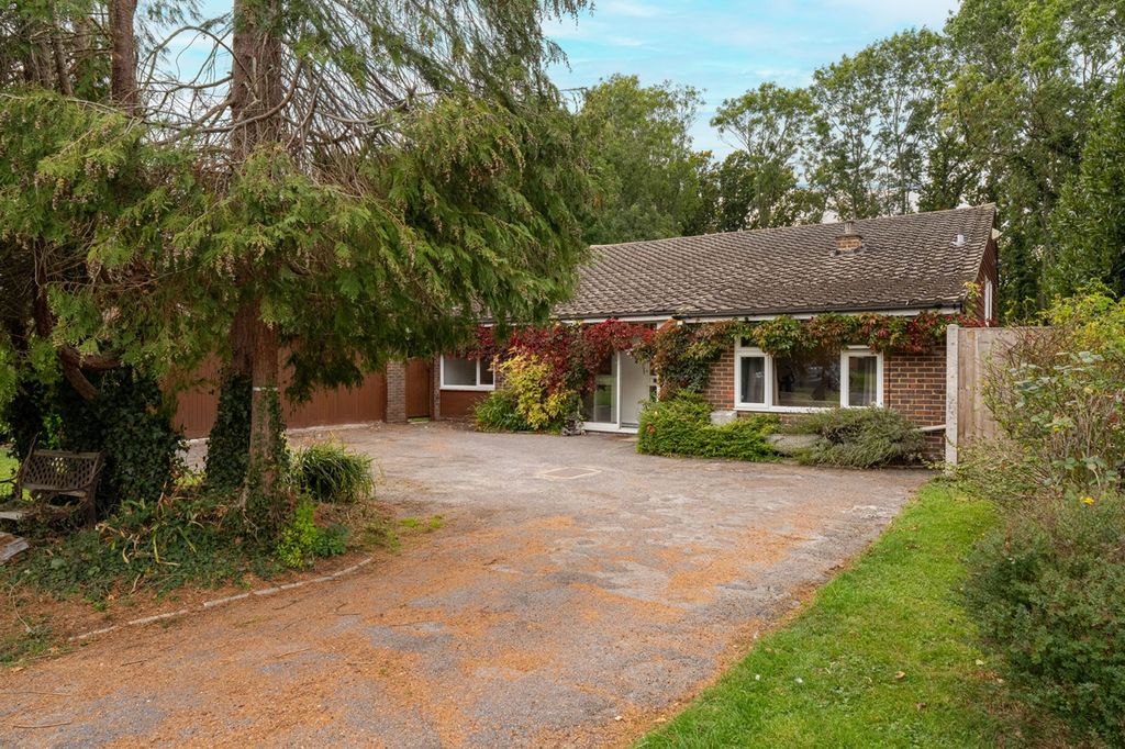 Property photo 1 of 27