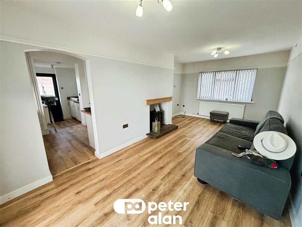 Property photo 3 of 10 Image