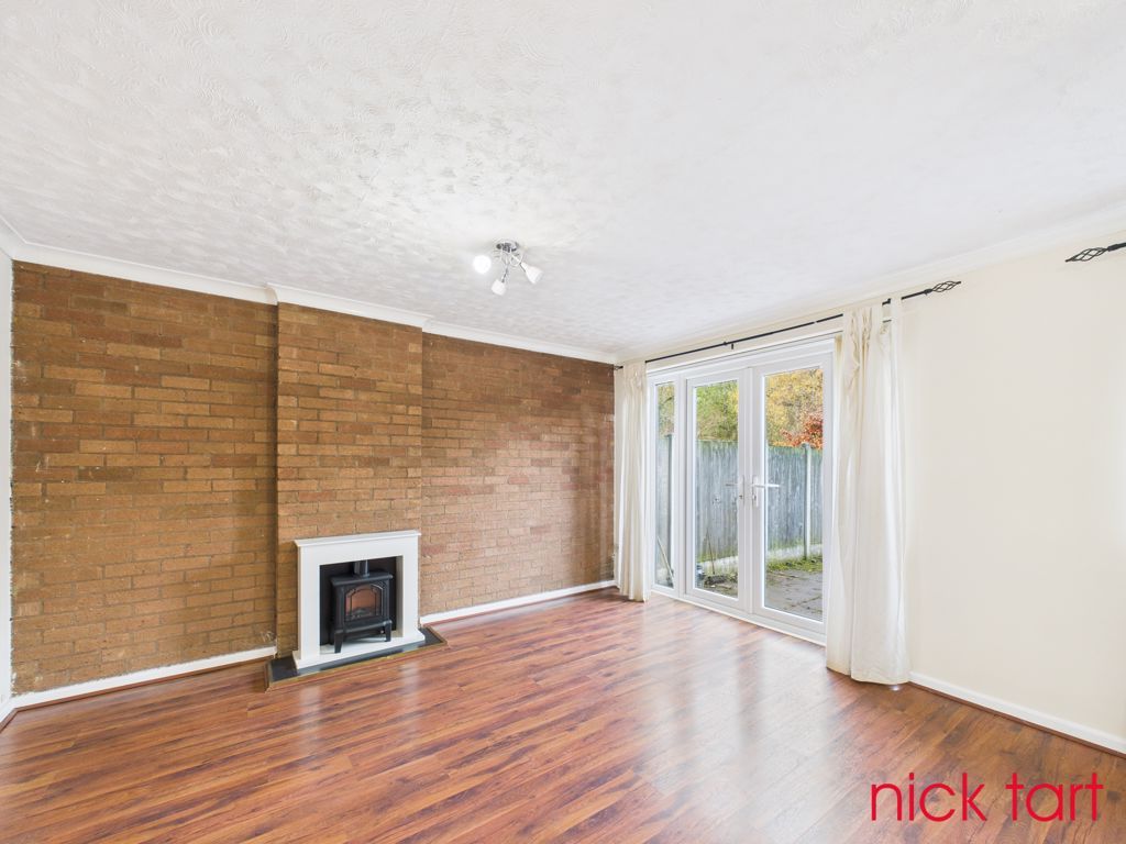 Property photo 3 of 9 Photo 6