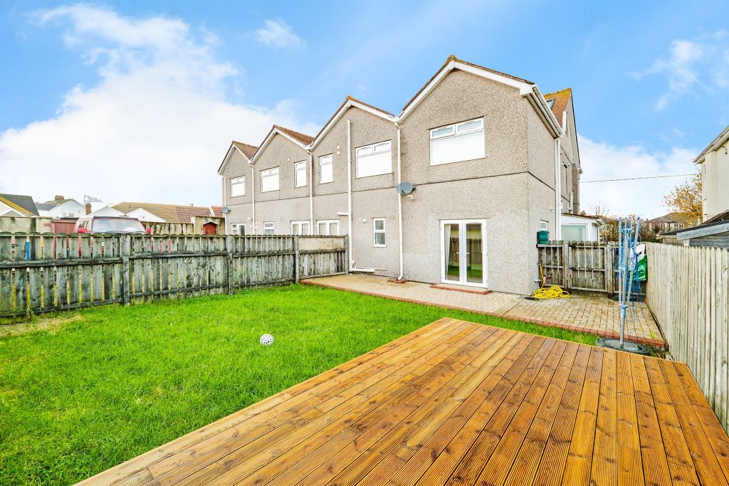 Property photo 1 of 34