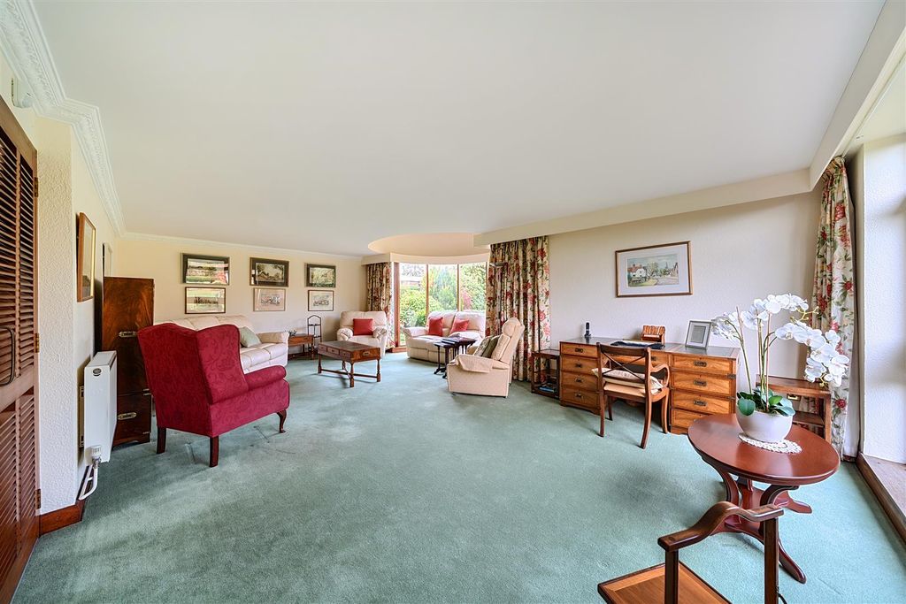 Property photo 3 of 31 1380341-10-69122330Eba16.Jpg