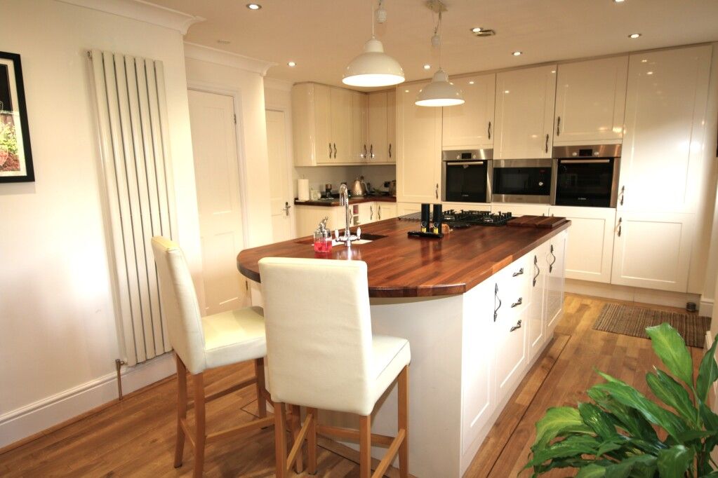 Property photo 2 of 21 Picture No. 20