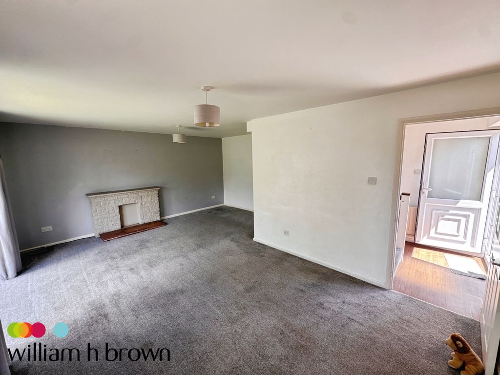 Property photo 3 of 12 View