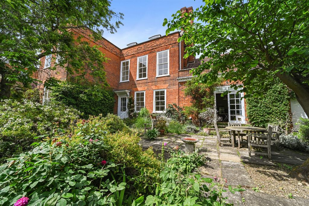 Property photo 3 of 40 Pt-Sheri-17Westgatest-15.Jpg