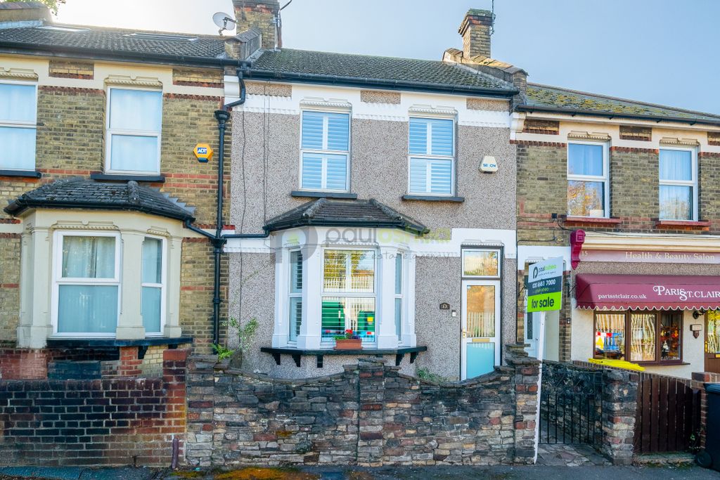 Property photo 2 of 18 Dsc03414-Hdr