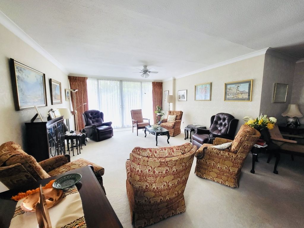Property photo 3 of 13