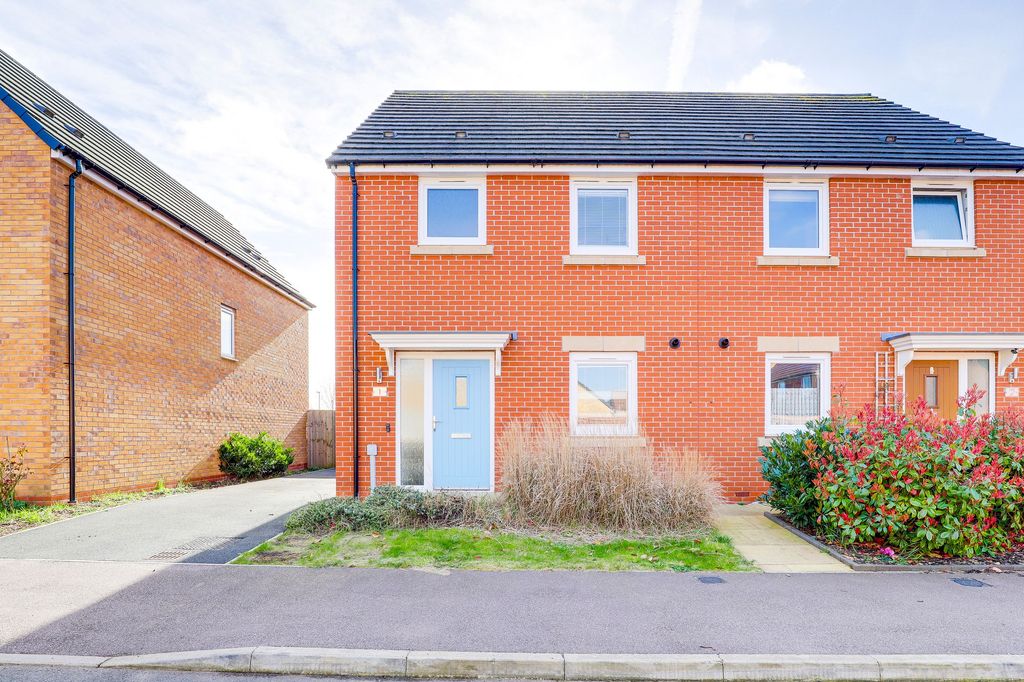 Property photo 1 of 21