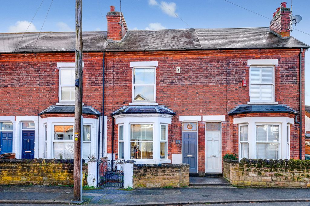 Property photo 1 of 21