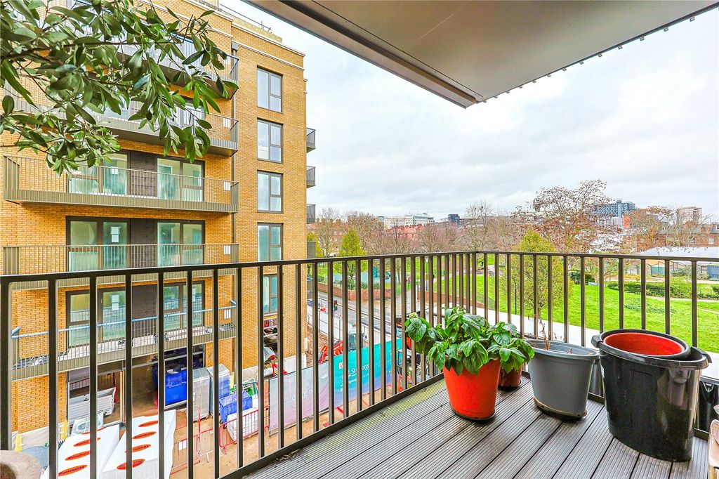 Property photo 2 of 12 Picture No. 02