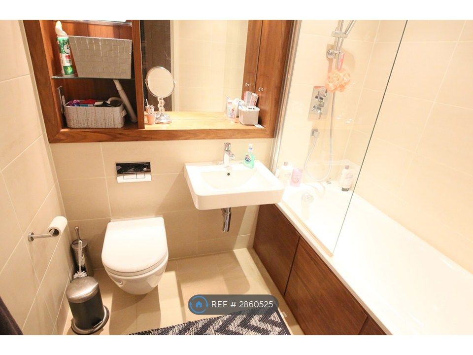 Property photo 3 of 5 Bathroom