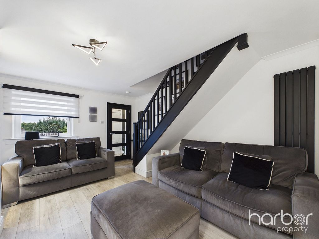 Property photo 3 of 15 5900205