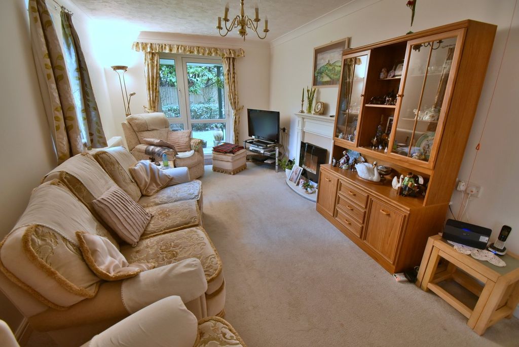 Property photo 2 of 15