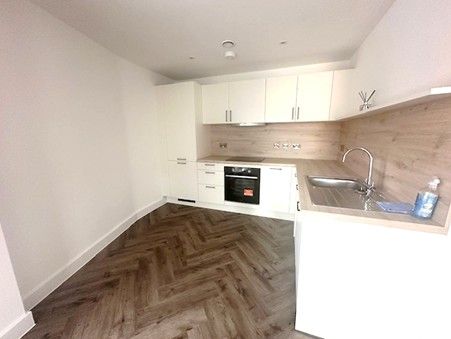 Property photo 3 of 5 Kitchen