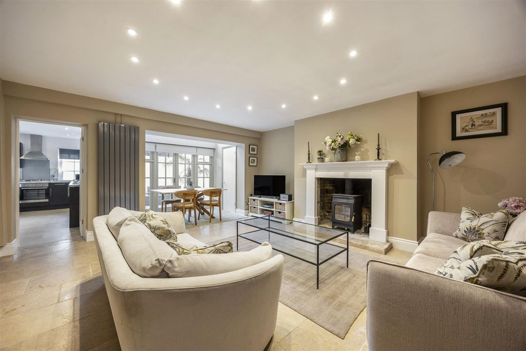 Property photo 3 of 10 Reception Room