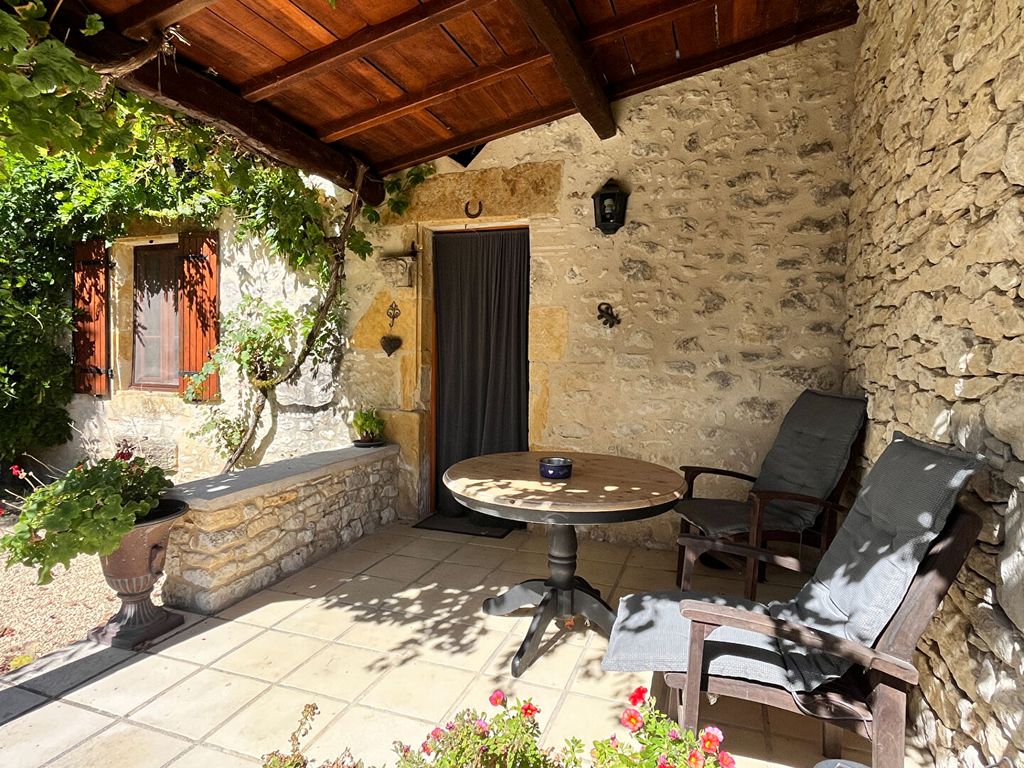 Property photo 2 of 18